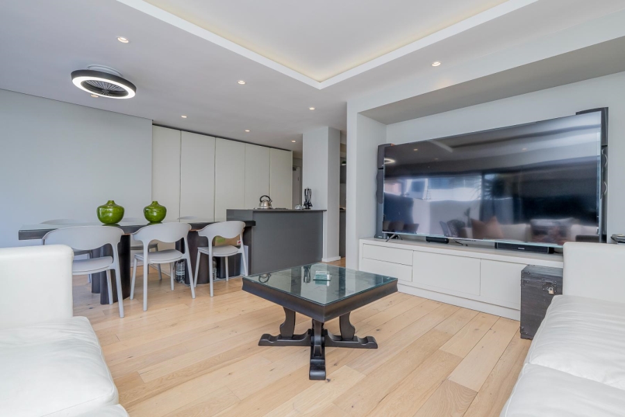 2 Bedroom Property for Sale in Sea Point Western Cape